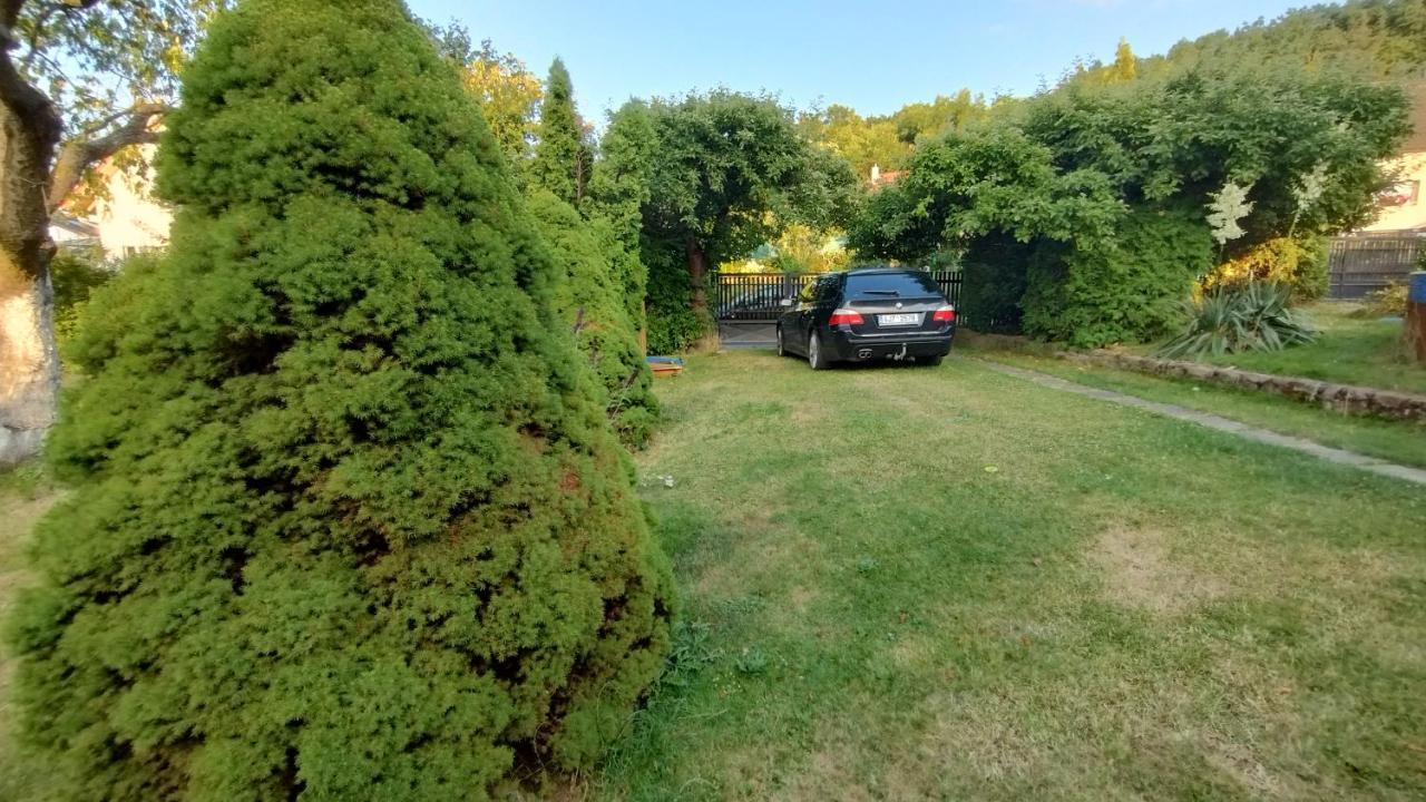 Prague Zbraslav Old Garden Apartment ภายนอก รูปภาพ