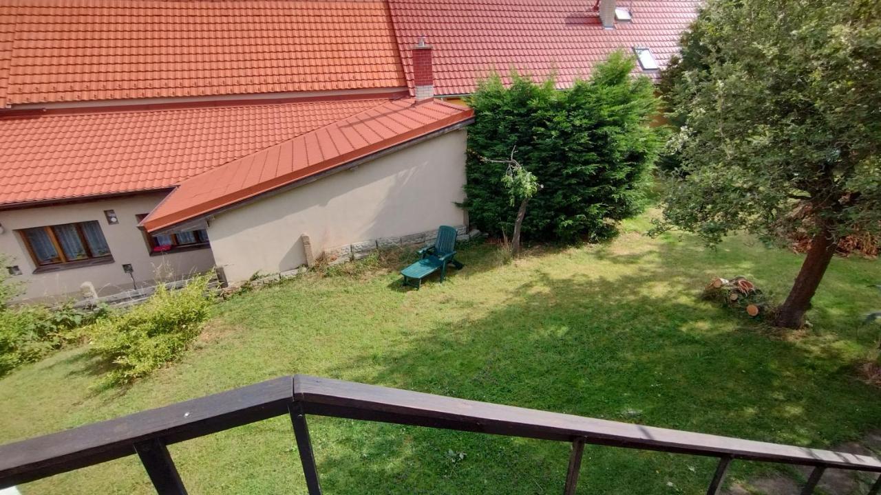 Prague Zbraslav Old Garden Apartment ภายนอก รูปภาพ
